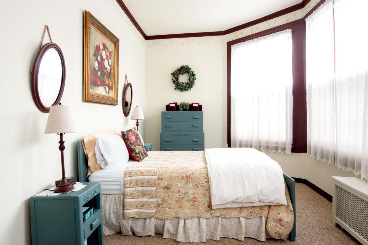 Captain Stannard House Bed And Breakfast Country Inn Westbrook Exterior foto